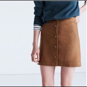 Madewell, button front skirt 💛